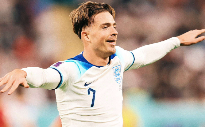 格拉利什：球场外的生活热爱&mdash;&mdash;庄园园艺与家庭时光