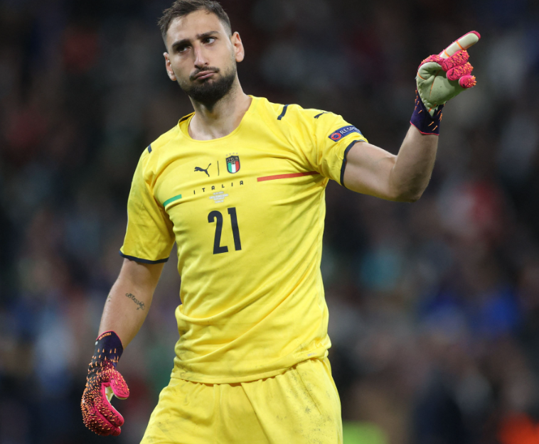 多纳鲁马：加盟曼城，于英超巅峰绽放